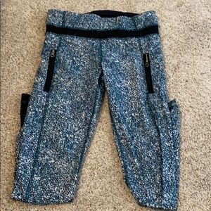 Lululemon size 6 leggings